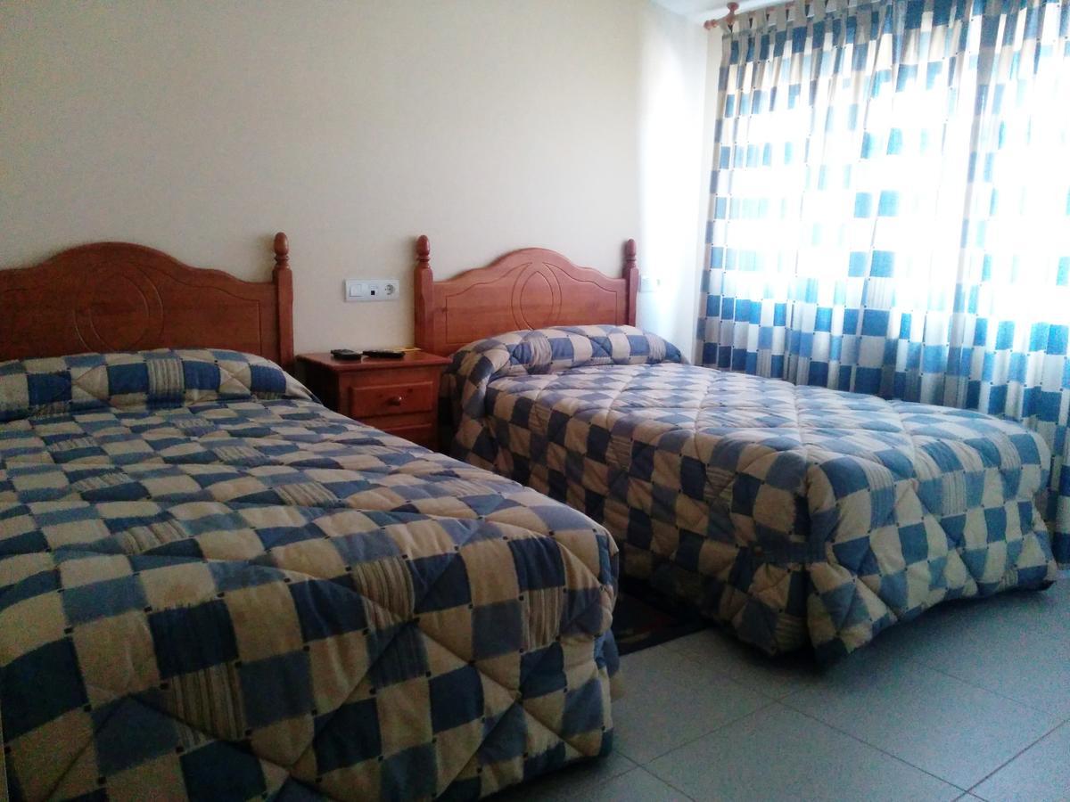 Hostal Carmen Hotel El Puente  Екстериор снимка